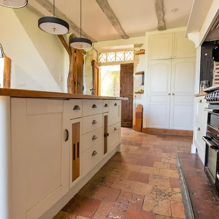 Larroque Haute By Interhome Tatil Evi