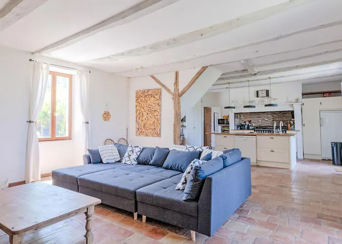 Hébergement de vacances Larroque Haute By Interhome *